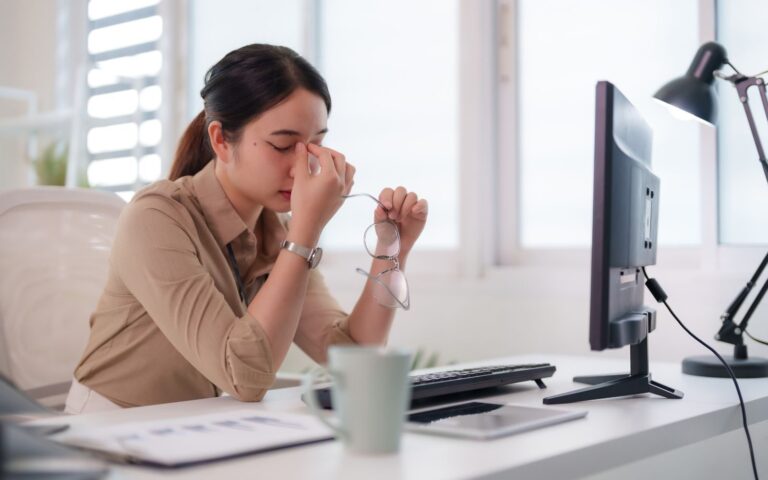 Digital Eye Strain At Work